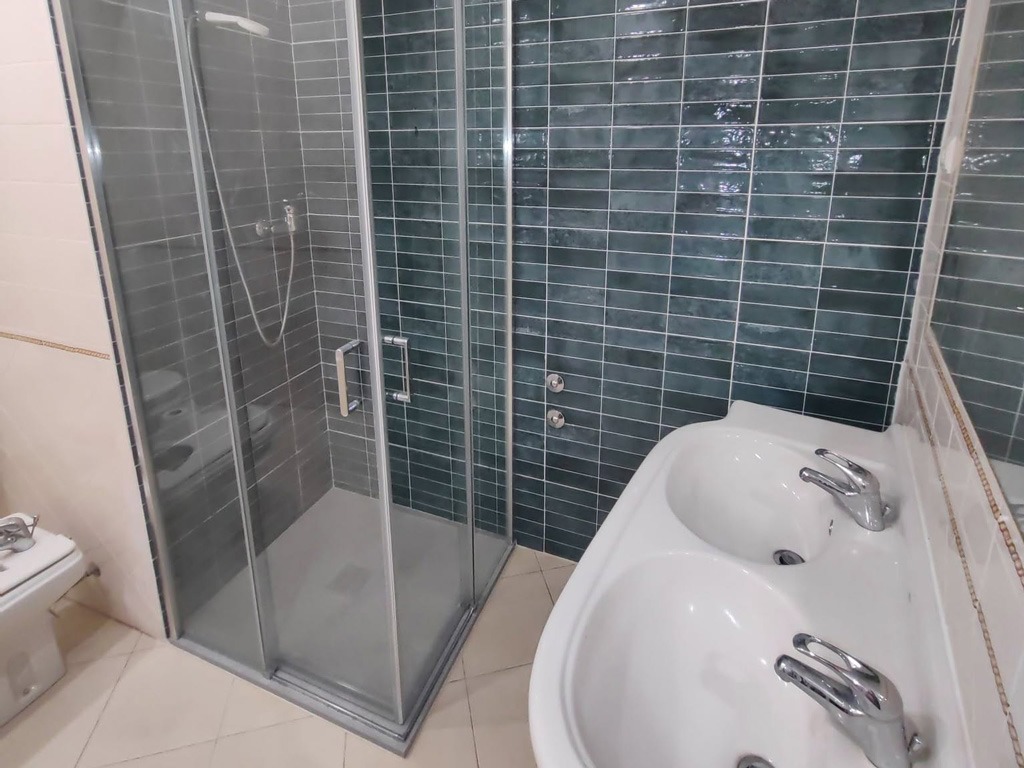 Remodelação de cozinha e casa de banho na Margem Sul
